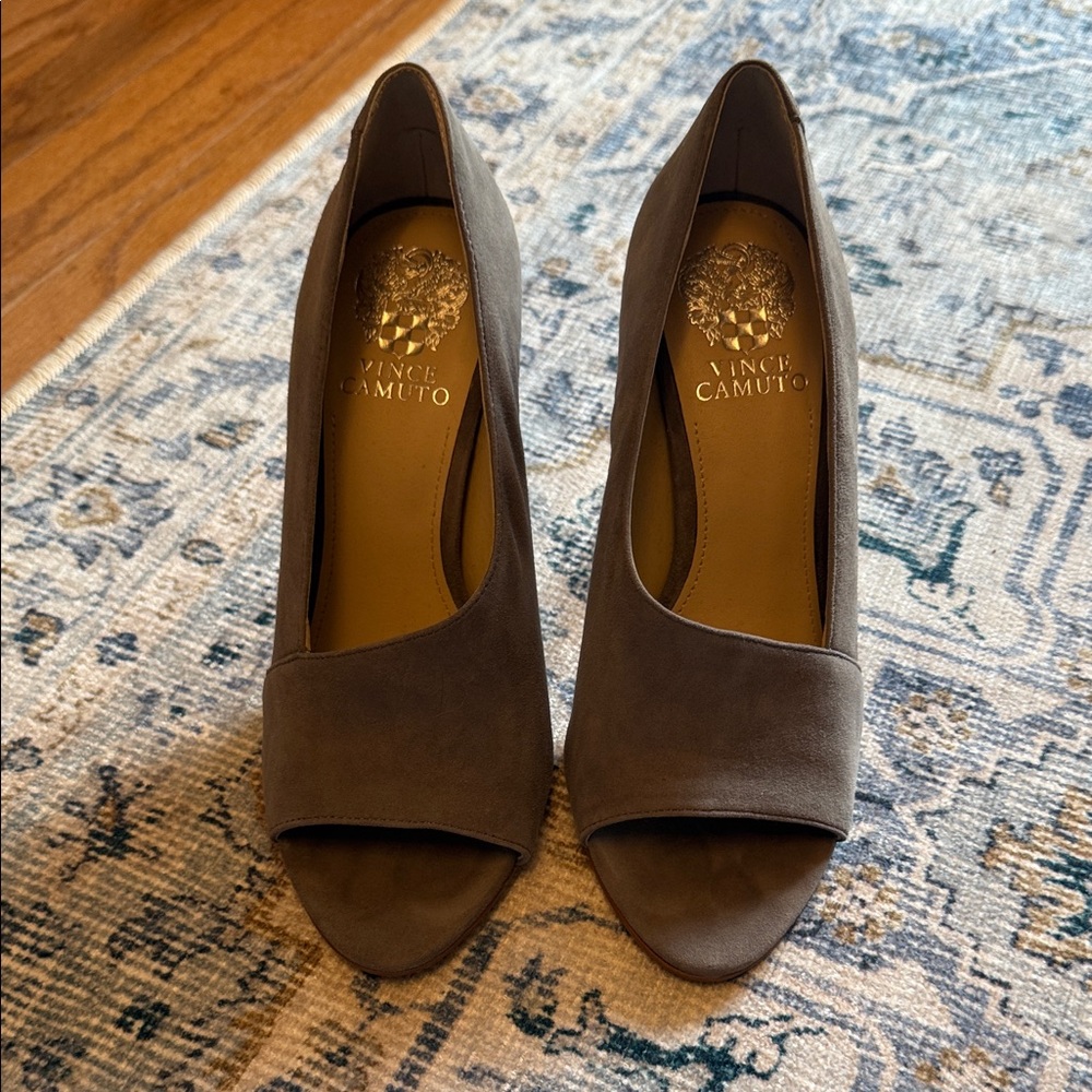 Vince Camuto Taupe Peep-Toe Heels